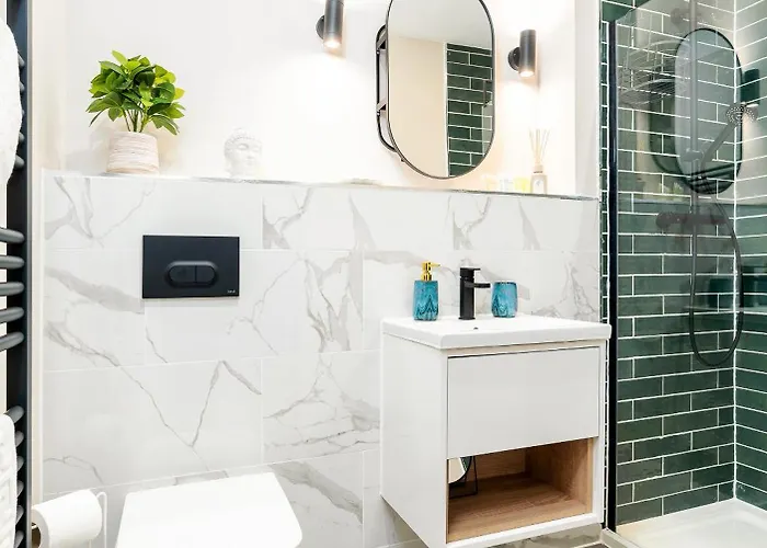 King Size Bed, Centre, Long Offers, Fast Wifi, Fully Equipped Kitchen, Dedicated Work Place Appartement