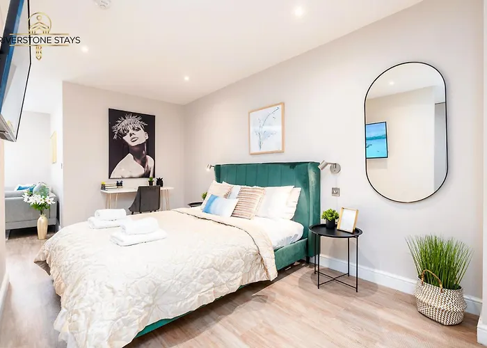 King Size Bed, Centre, Long Offers, Fast Wifi, Fully Equipped Kitchen, Dedicated Work Place Appartement