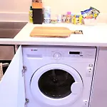 Apartment King Size Bed, Centre, Long Offers, Fast Wifi, Fully Equipped Kitchen, Dedicated Work Place Leeds (West Yorkshire)