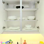 Apartment King Size Bed, Centre, Long Offers, Fast Wifi, Fully Equipped Kitchen, Dedicated Work Place *