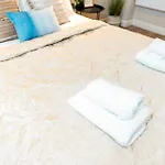 King Size Bed, Centre, Long Offers, Fast Wifi, Fully Equipped Kitchen, Dedicated Work Place Apartment