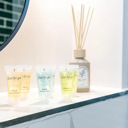 King Size Bed, Centre, Long Offers, Fast Wifi, Fully Equipped Kitchen, Dedicated Work Place Apartament *