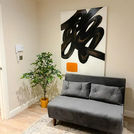 King Size Bed, Centre, Long Offers, Fast Wifi, Fully Equipped Kitchen, Dedicated Work Place Apartament *