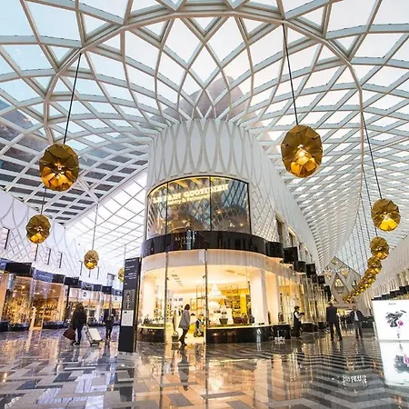 Apartament King Size Bed, Centre, Long Offers, Fast Wifi, Fully Equipped Kitchen, Dedicated Work Place