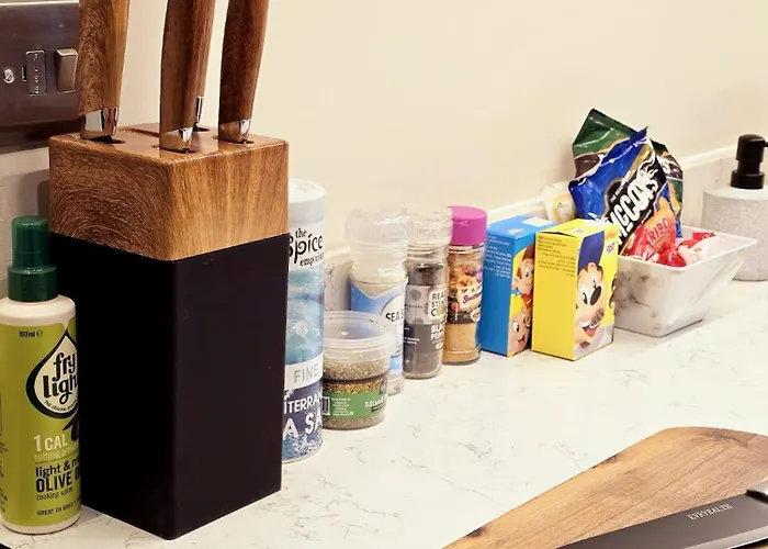 King Size Bed, Centre, Long Offers, Fast Wifi, Fully Equipped Kitchen, Dedicated Work Place Appartement