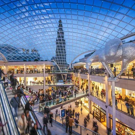 King Size Bed, Centre, Long Offers, Fast Wifi, Fully Equipped Kitchen, Dedicated Work Place *