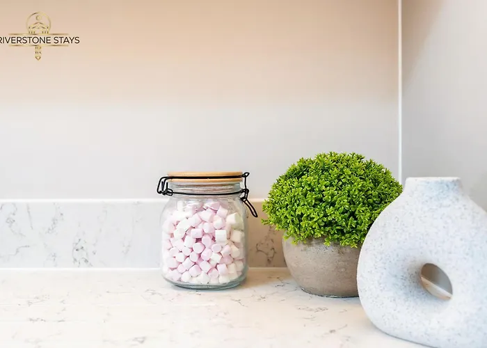 King Size Bed, Centre, Long Offers, Fast Wifi, Fully Equipped Kitchen, Dedicated Work Place Leeds (West Yorkshire)