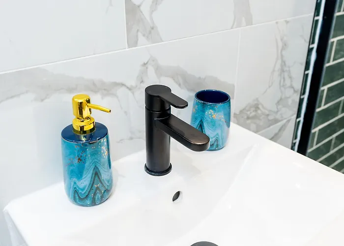 Apartment King Size Bed, Centre, Long Offers, Fast Wifi, Fully Equipped Kitchen, Dedicated Work Place Leeds (West Yorkshire)